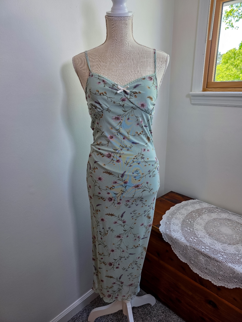 Thirty/Thirty LA Mesh Floral Feminine Coquette Midi Dress